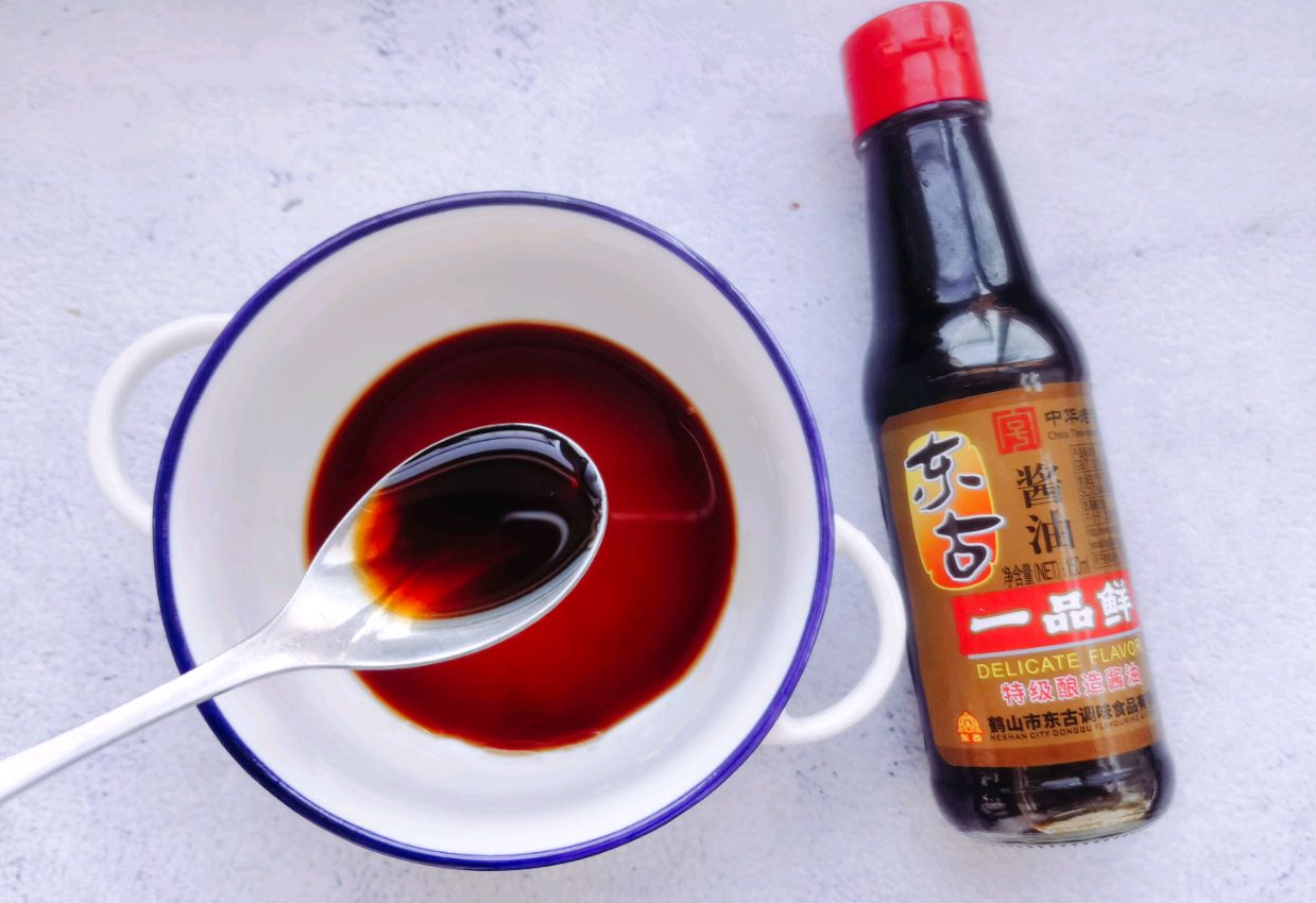 Make a savory dipping sauce with soy sauce and barbecue sauce.