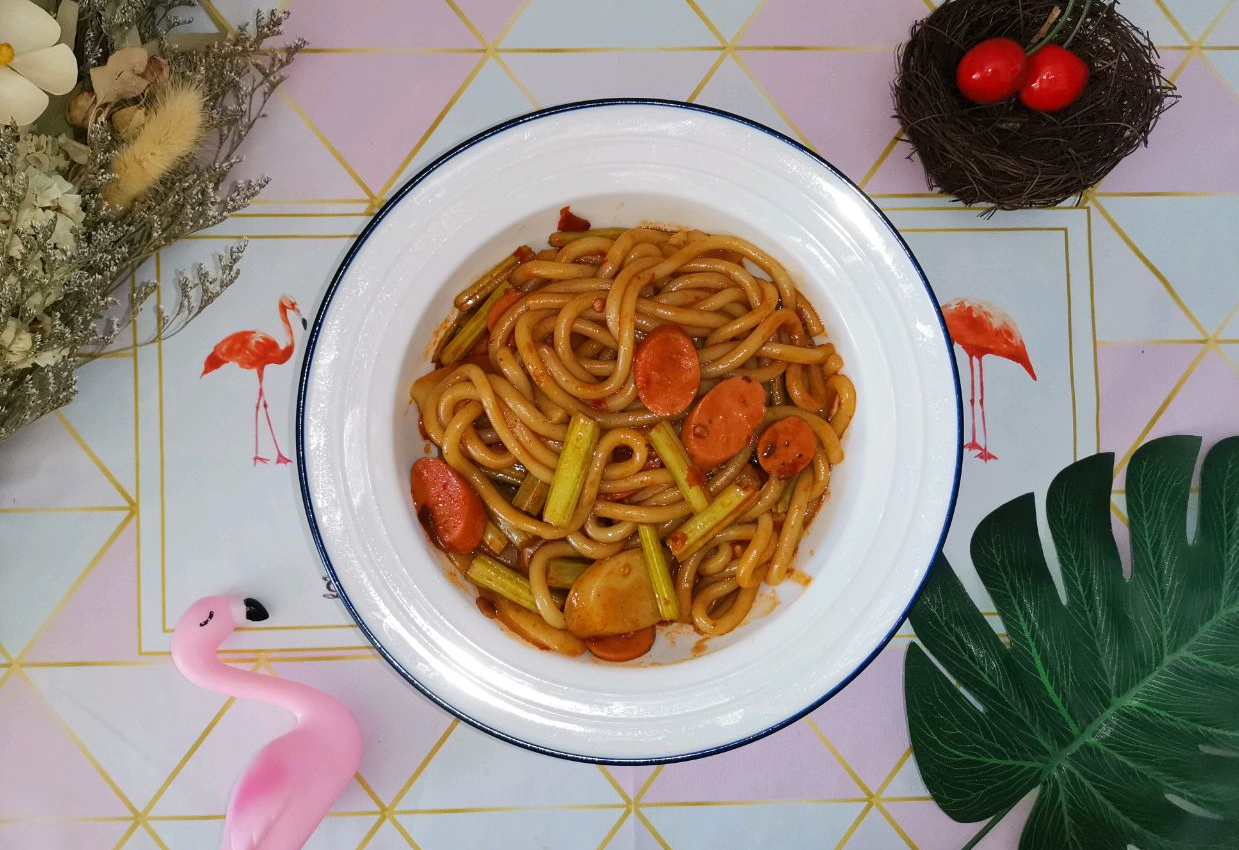 Xinjiang Stir-fried Rice Noodles