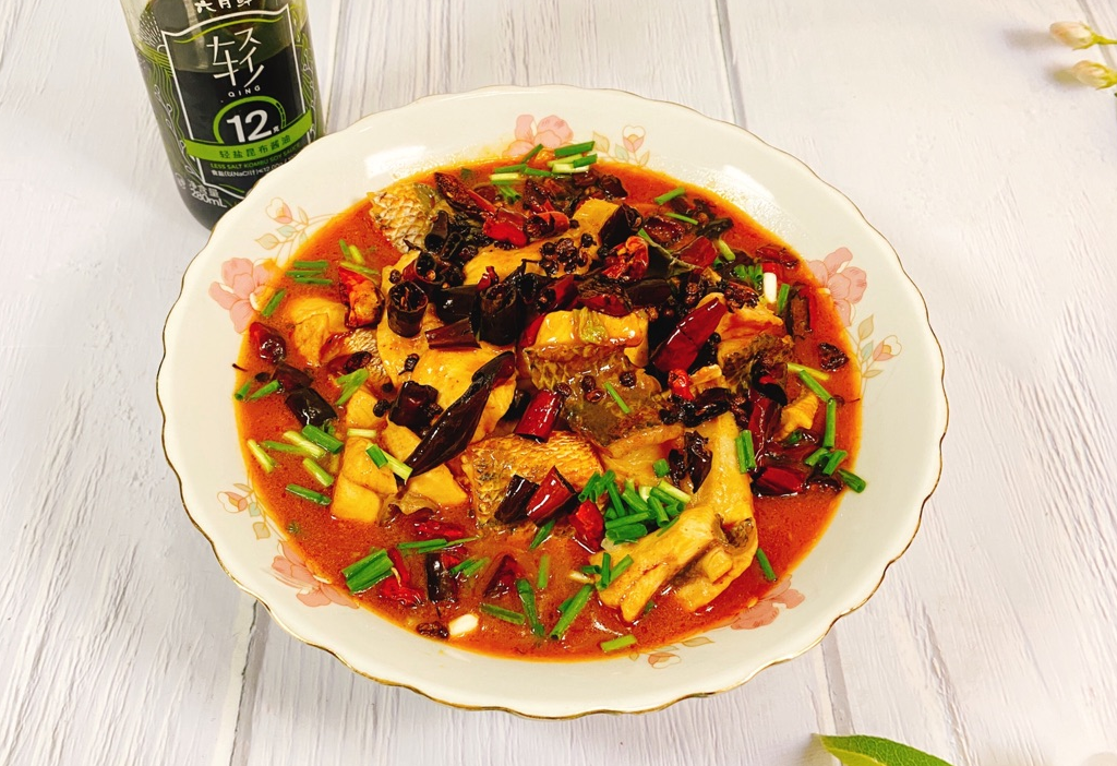 Sichuan Boiled Fish (Shui Zhu Yu) ready to be served. Enjoy!