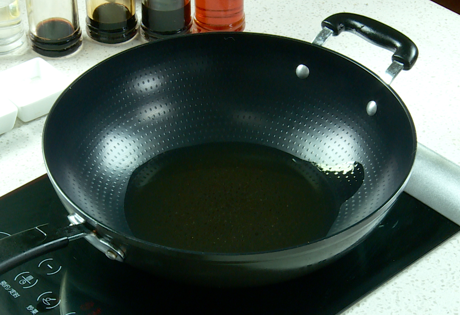 Heat vegetable oil in small pan until hot at 350°F.