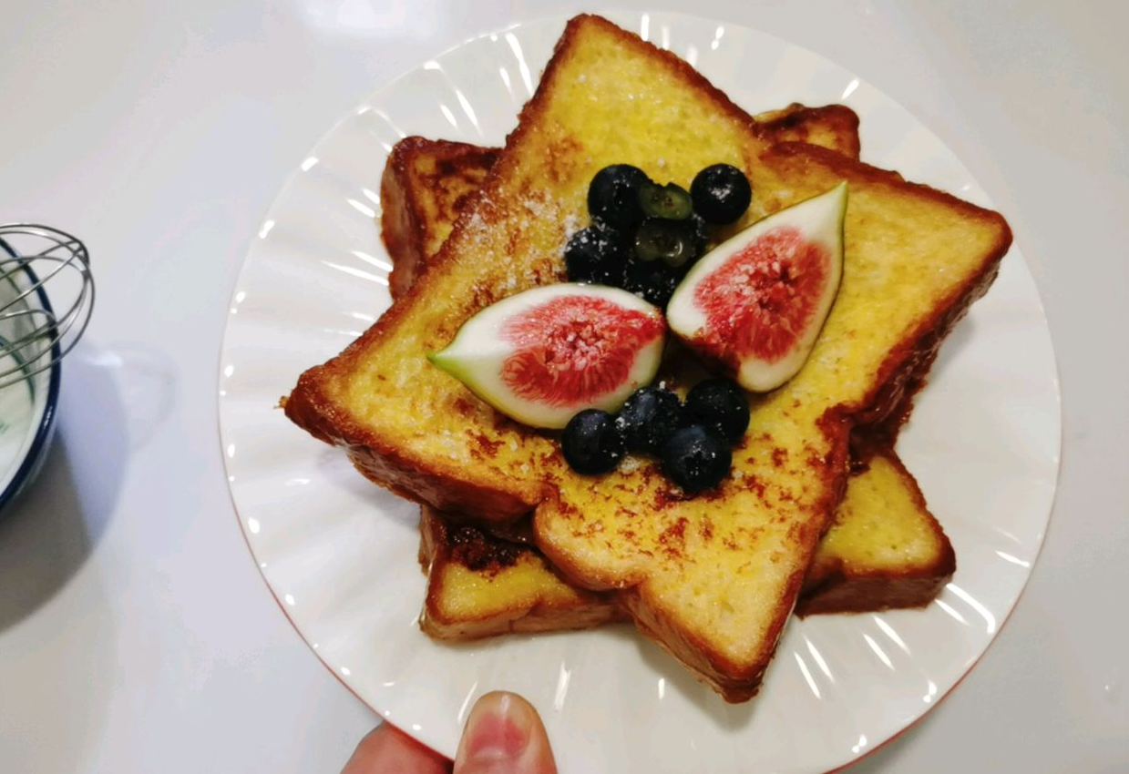 Recipe tip: Top dessert with figs, blueberries, and sugar.