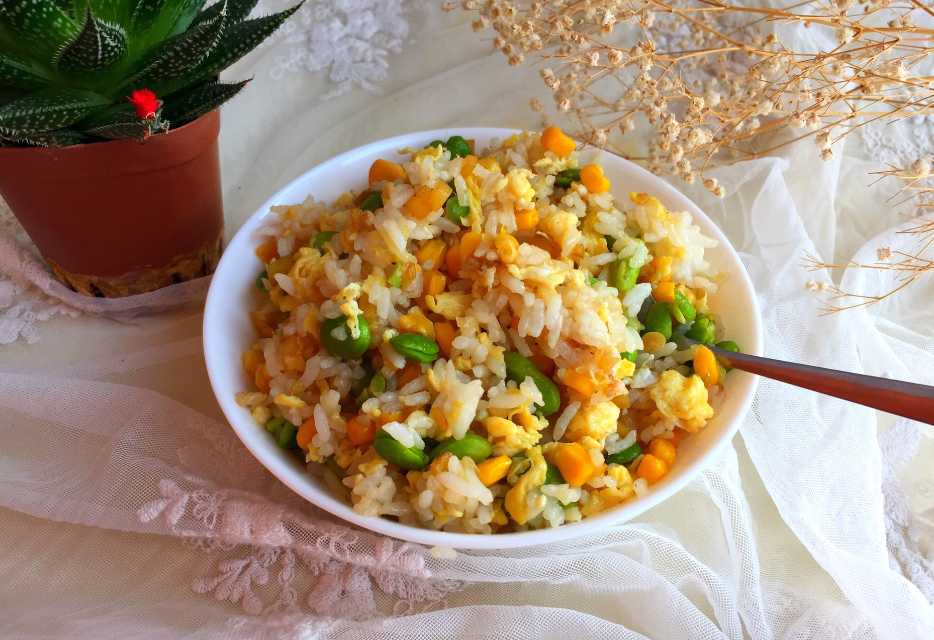 Delicious fried rice ready to savor!