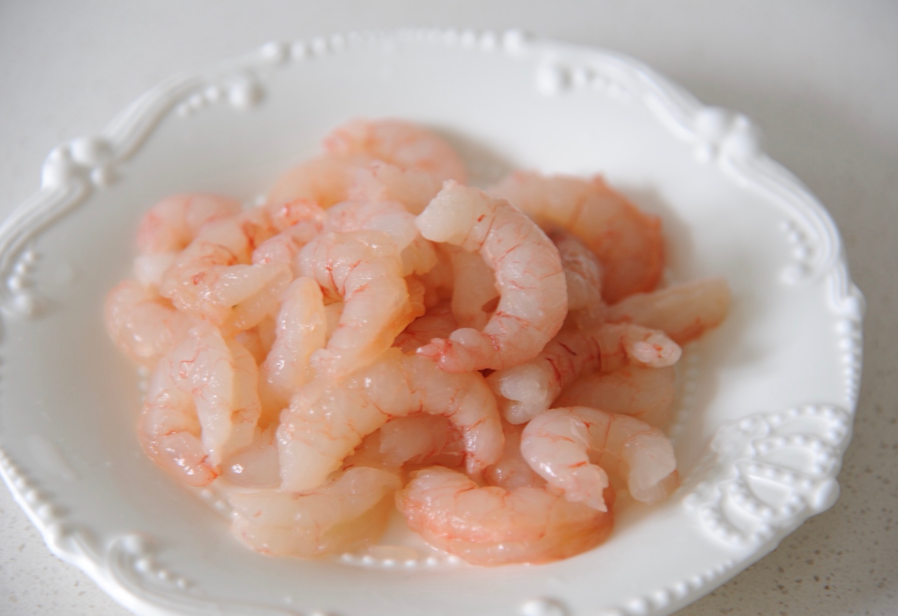 Instructions to prepare shrimp: Clean and devein 150g of shrimp thoroughly.