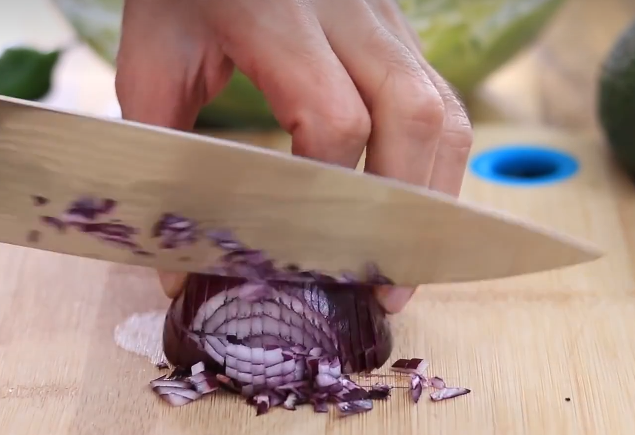 Chop 30g of onion and set aside.