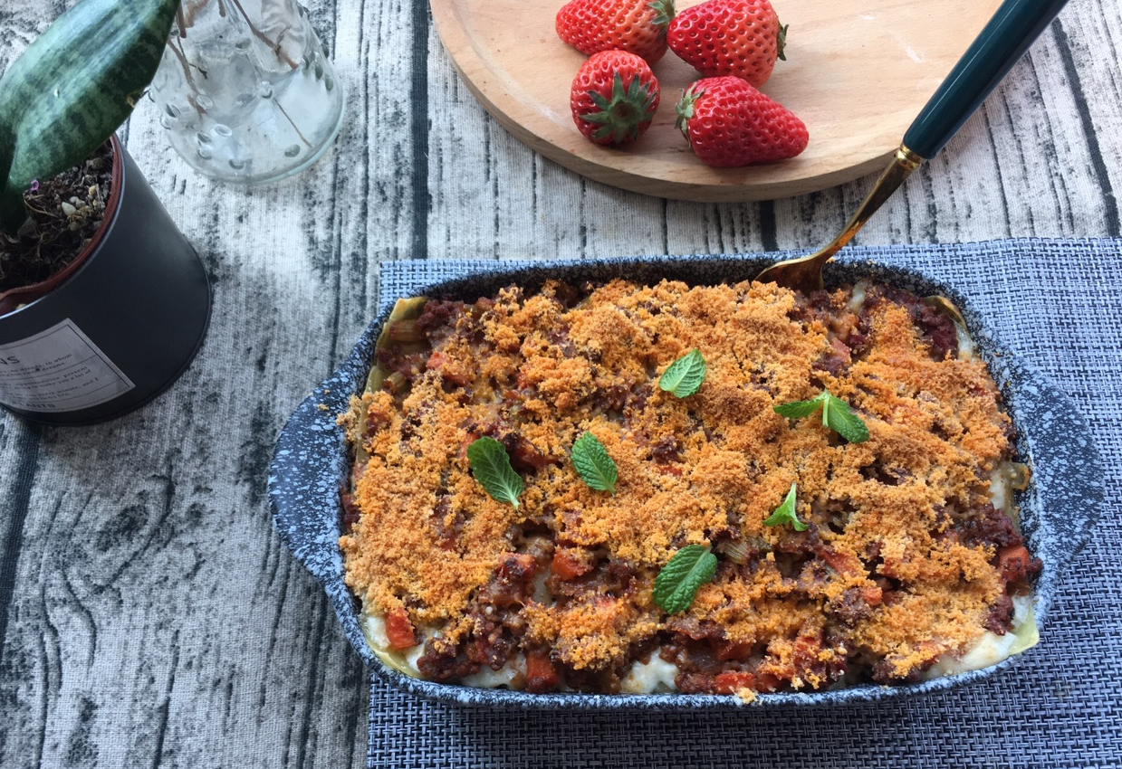 Garnish baked dish with basil or mint leaves after removing from oven.