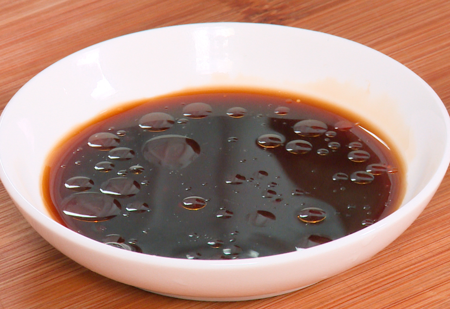 Make a flavorful sauce with soy sauce, vinegar, and sesame oil.