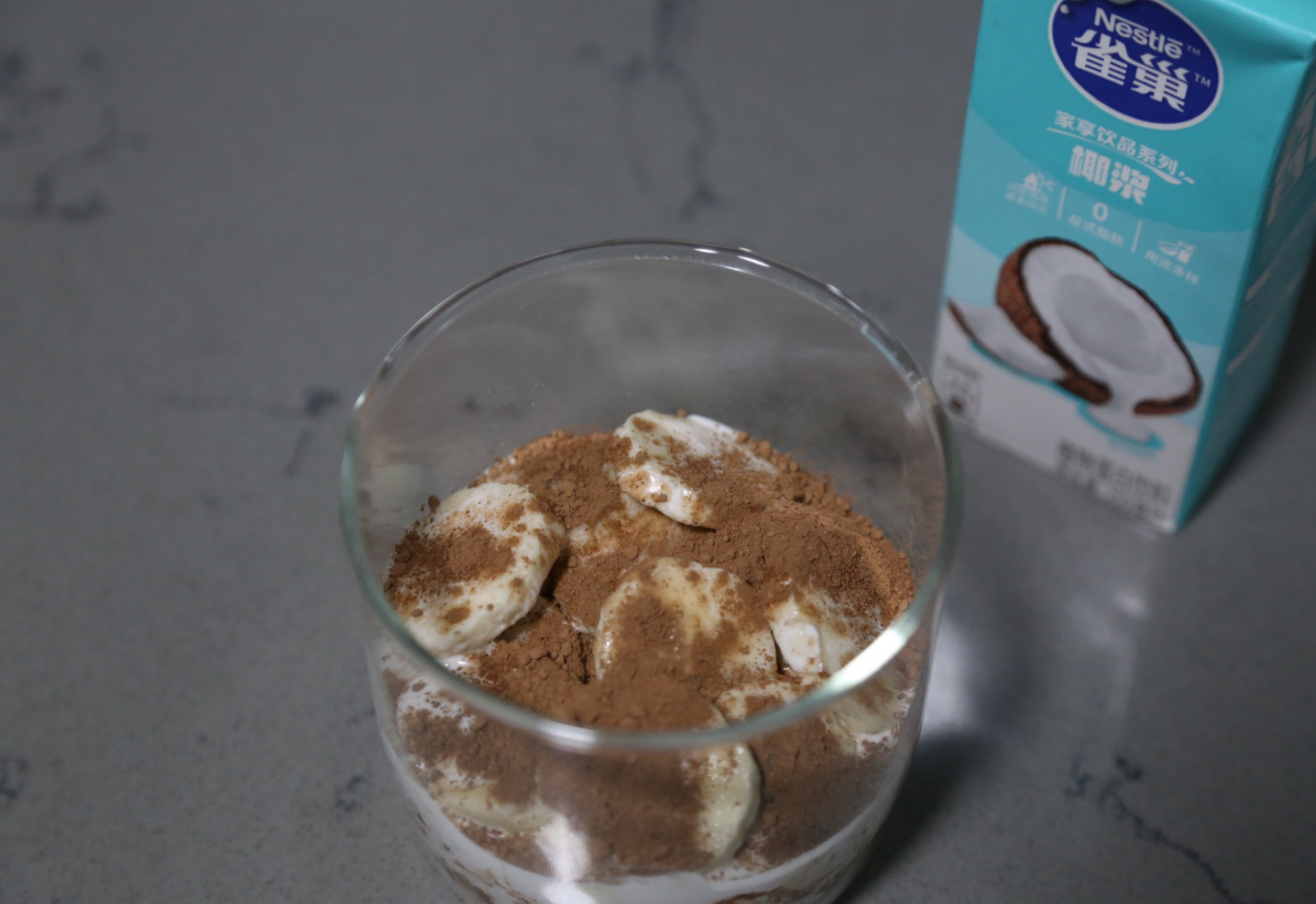 Add 2g of cocoa powder for the finishing touch.