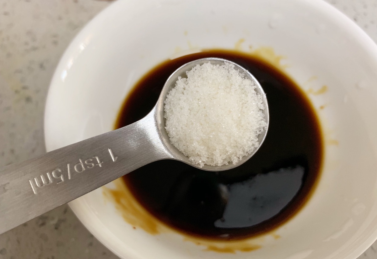 bowl,soy sauce,vinegar,salt,white sugar