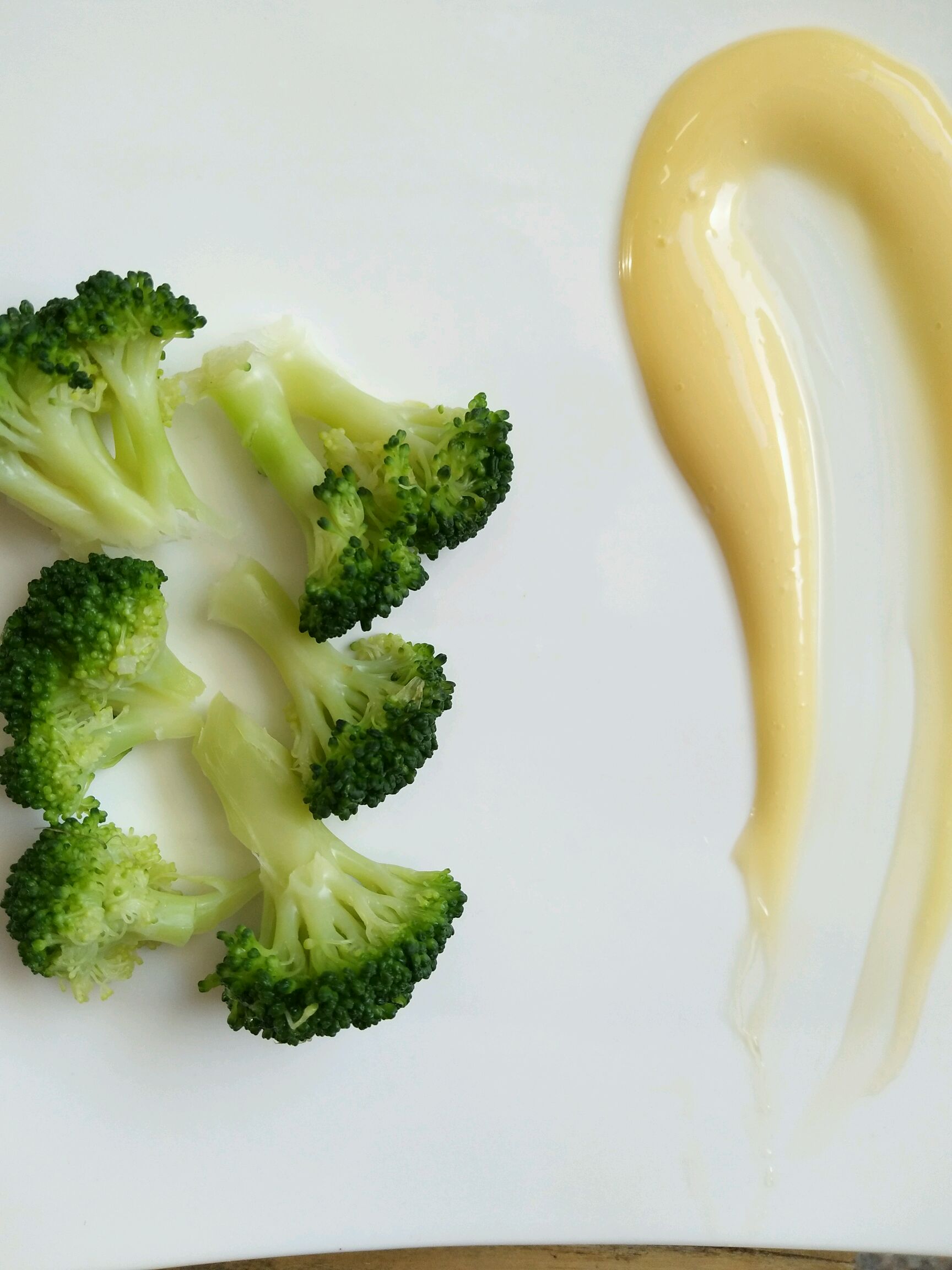  sauce on a plate and use the blanched broccoli 