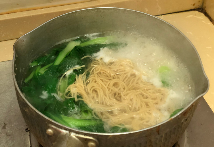 bok choy and wonton noodles