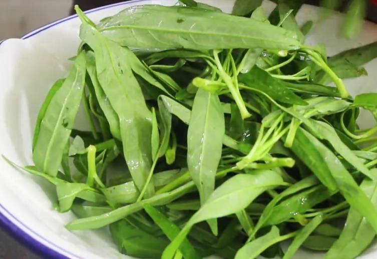 water spinach