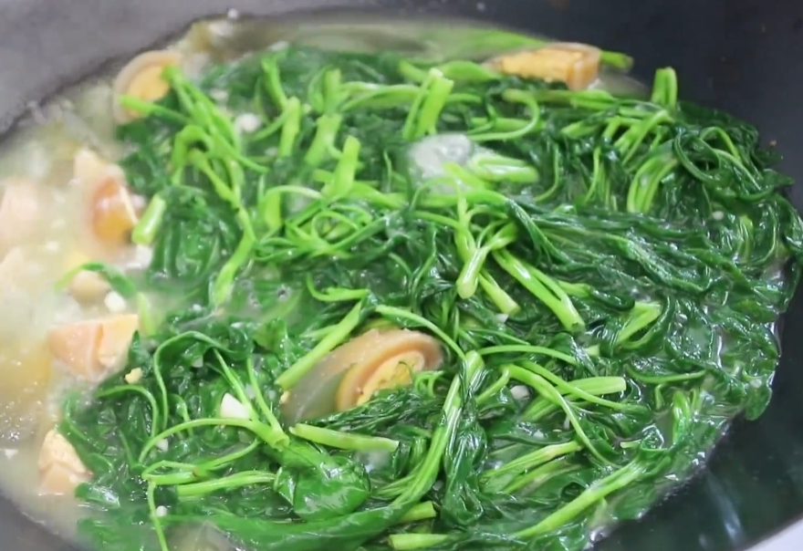 water spinach soup