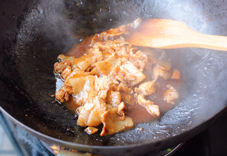 stir-fried pork