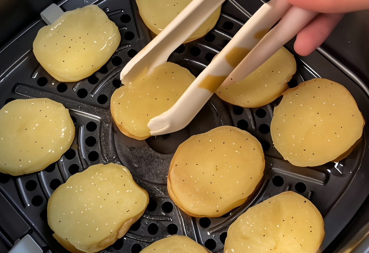 fried potatoes