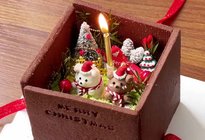 Christmas Cookies in a Tin with Cookie Shell