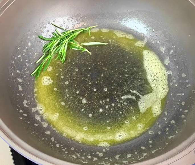 butter,rosemary