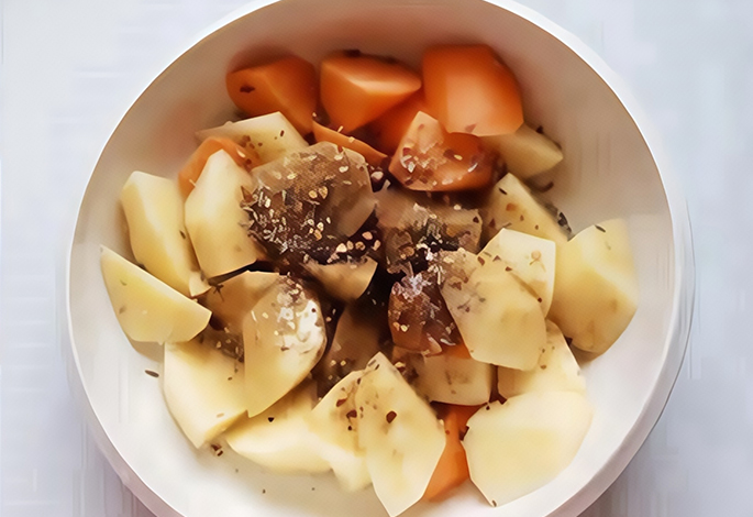 potatoes and carrots, chili powder