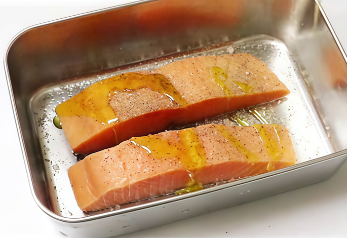 salmon fillets, olive oil