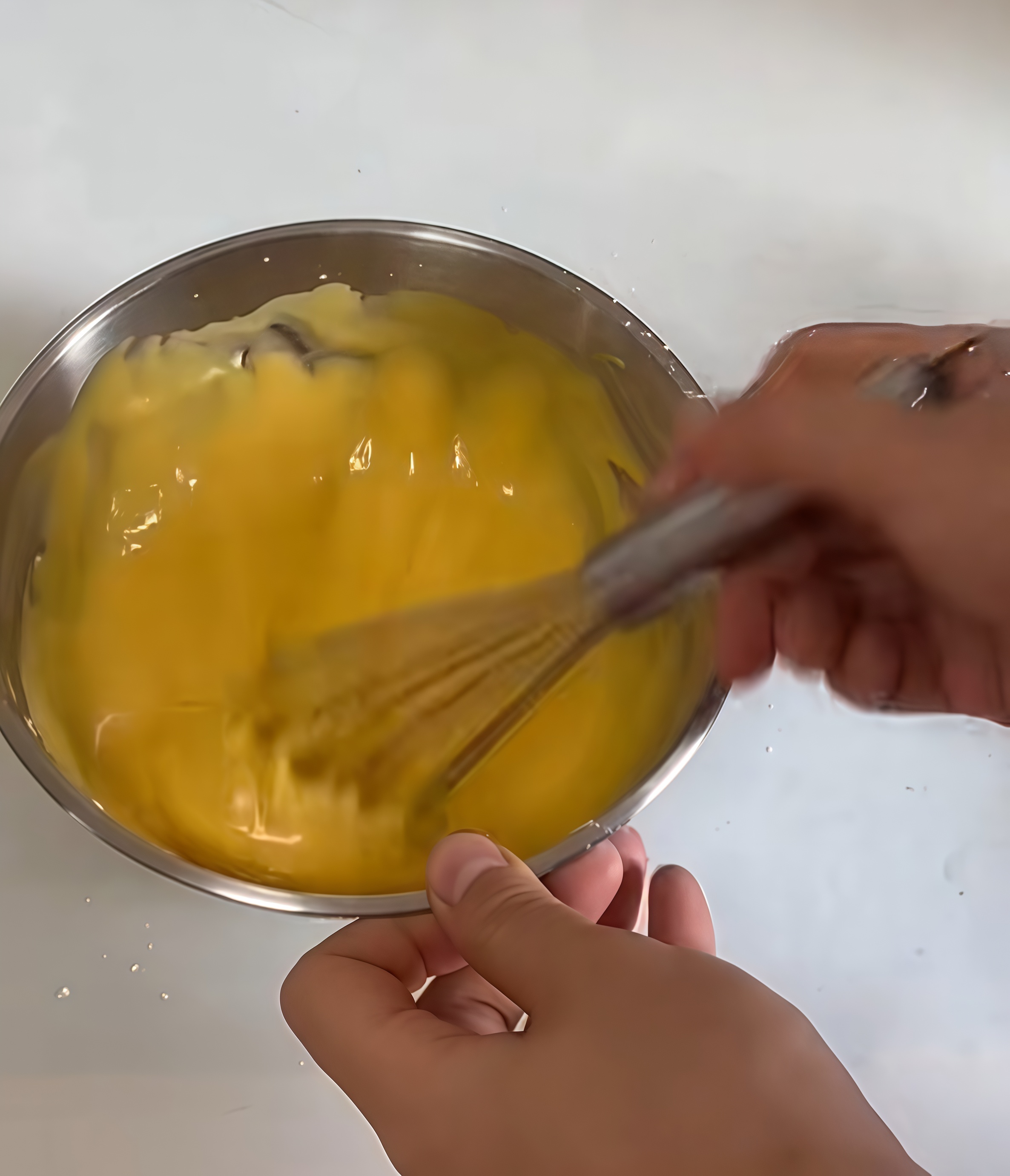 Mix the egg yolk mixture